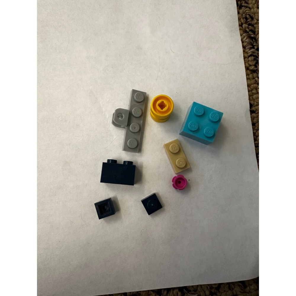 LEGO FRIENDS: Stephanie's Buggy & Trailer (41364) Incomplete Includes Minifig - Picture 4 of 5